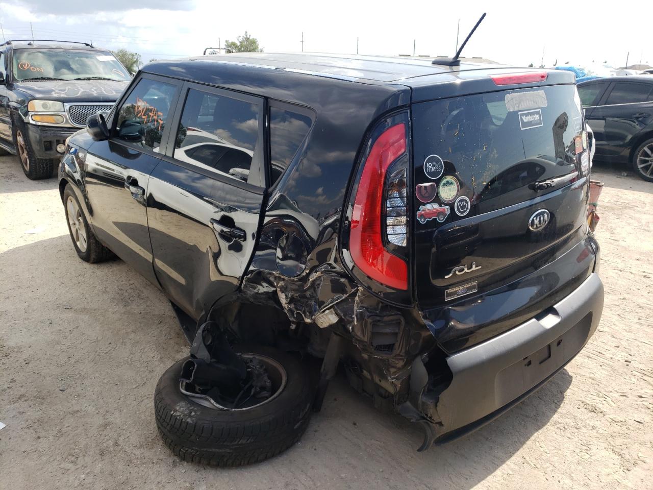 Photo 3 from auction – 2014 KIA SOUL with VIN KNDJN2A23E7058894