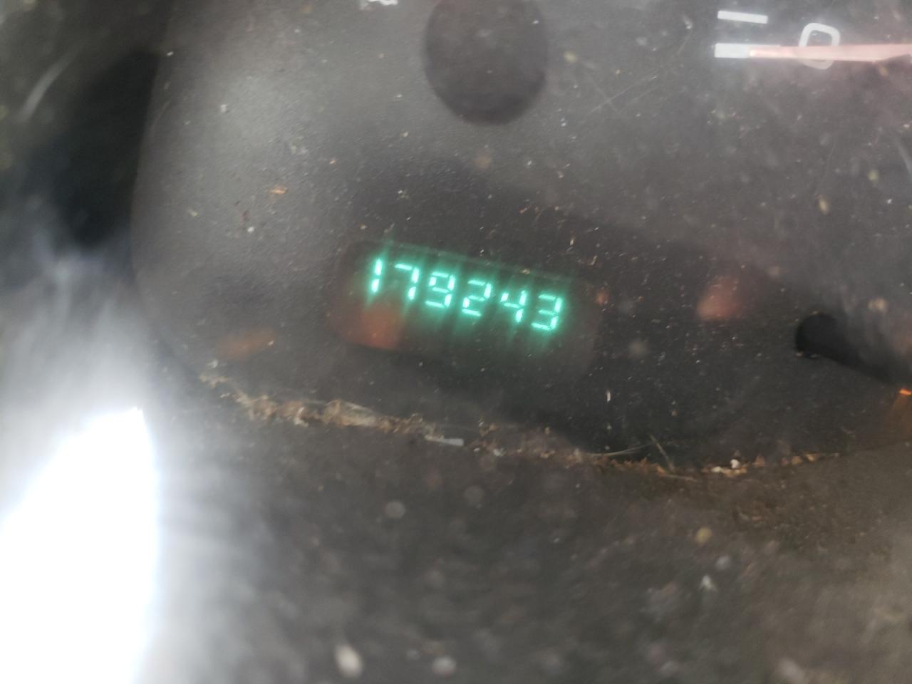 Photo 8 from auction – 1999 DODGE RAM 1500 with VIN 3B7HF13Z4XG180204