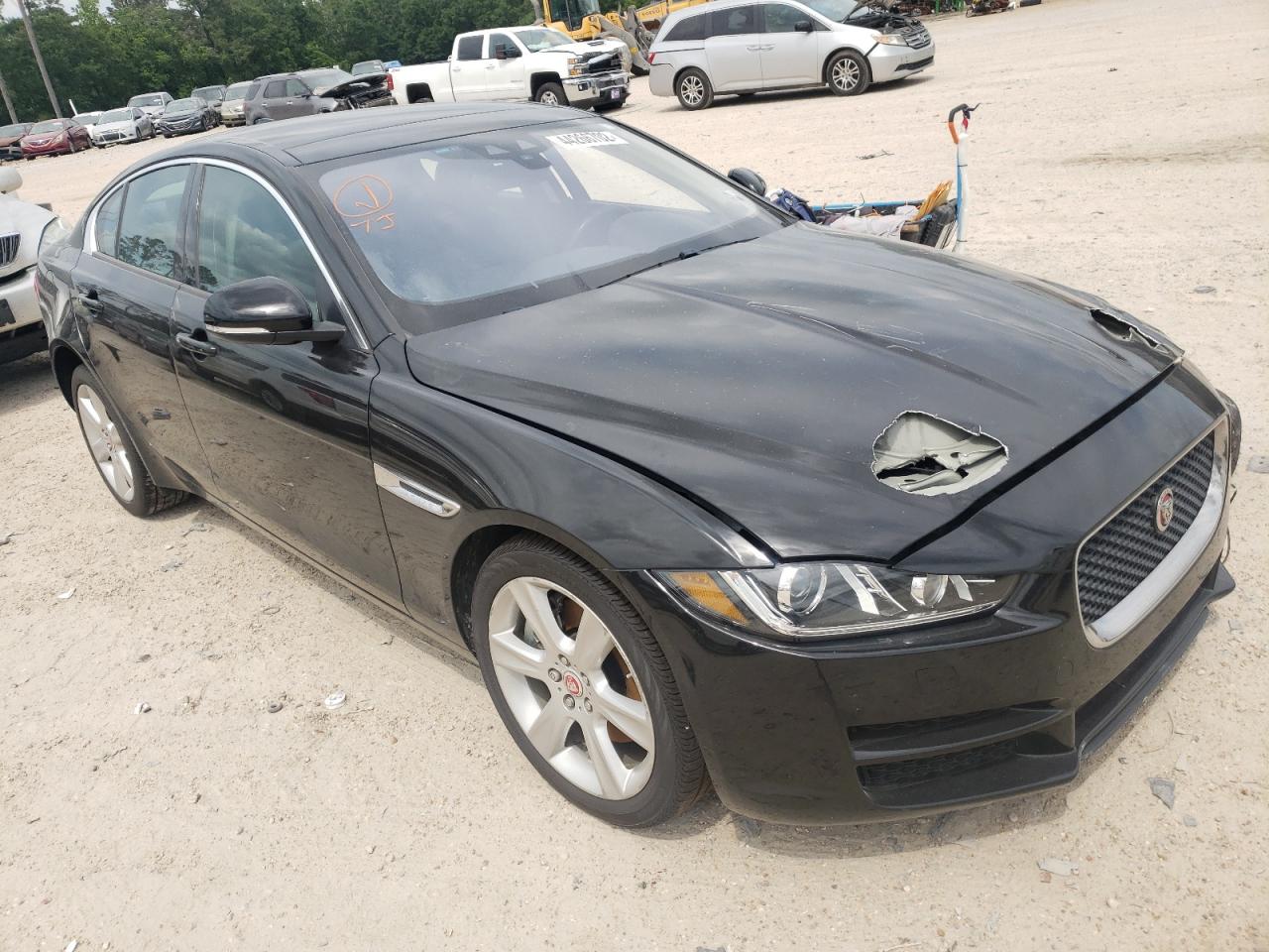 JAGUAR XE PREMIUM 2018 with VIN SAJAD4FX5JCP34963 - Photo from auction