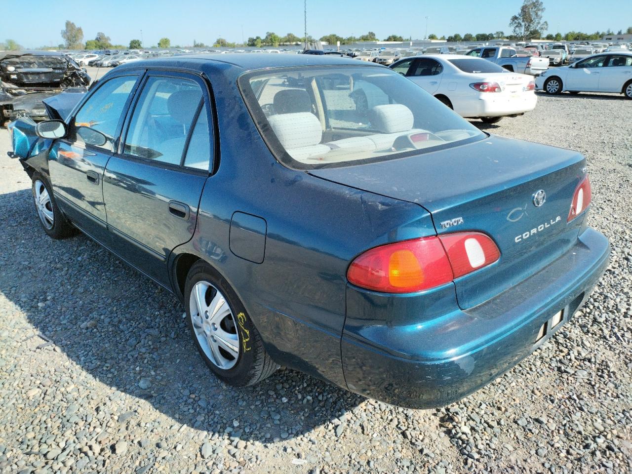 Photo 3 from auction – 1998 TOYOTA COROLLA VE with VIN 1NXBR12E2WZ019286