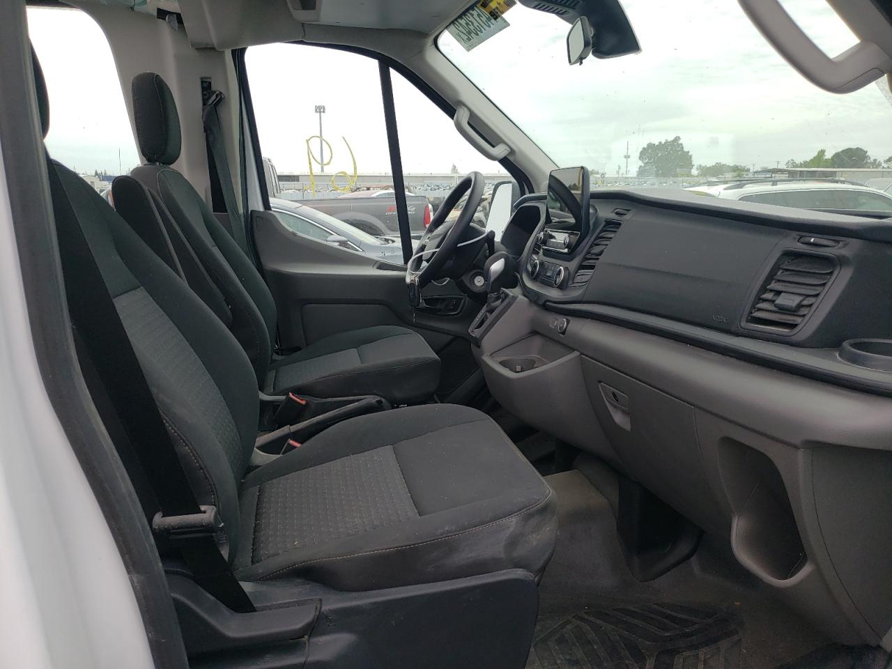 Photo 5 from auction – 2020 FORD TRANSIT T- with VIN 1FTBW1VG9LKB75598