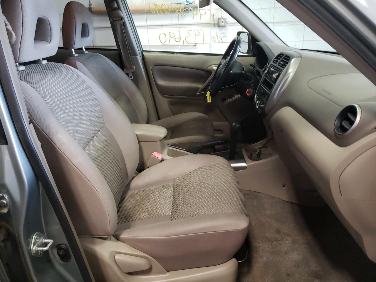 Zdjęcie 5 z aukcji – 2005 TOYOTA RAV4 z VIN JTEHD20V850040070