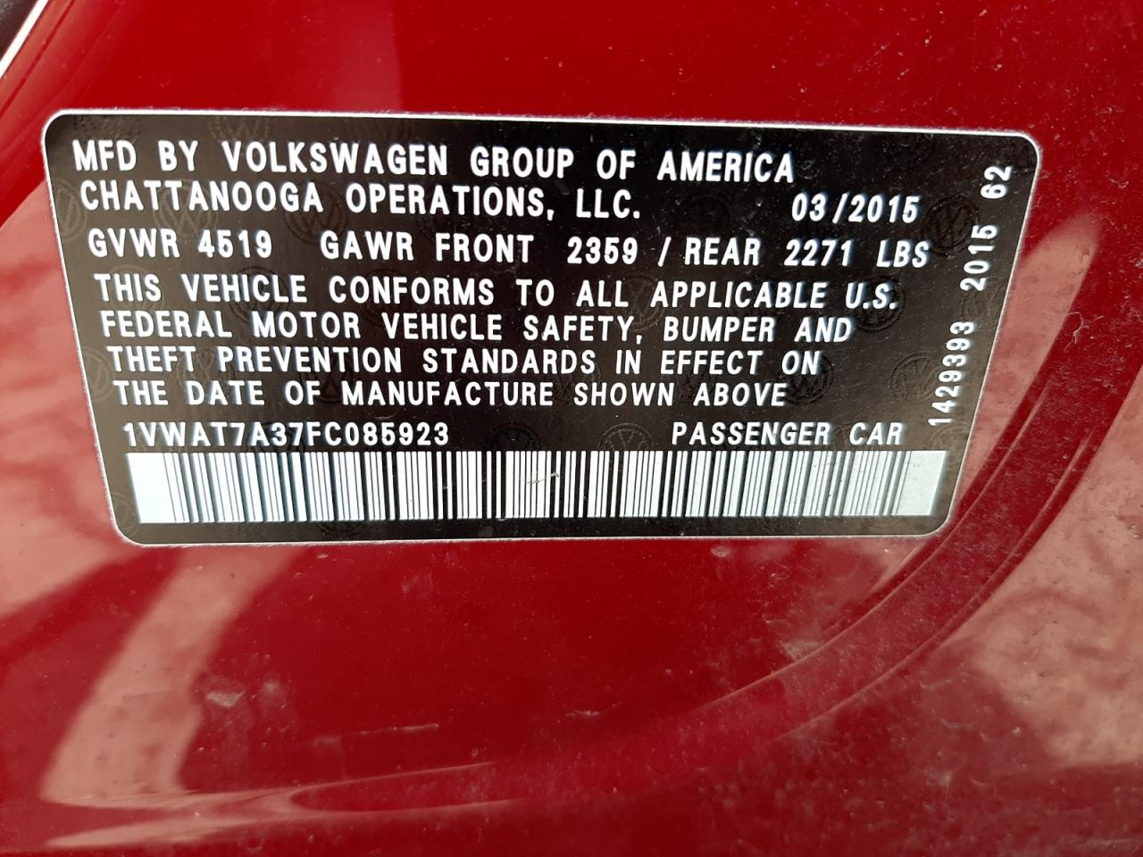 Photo 10 from auction – 2015 VOLKSWAGEN PASSAT S with VIN 1VWAT7A37FC085923