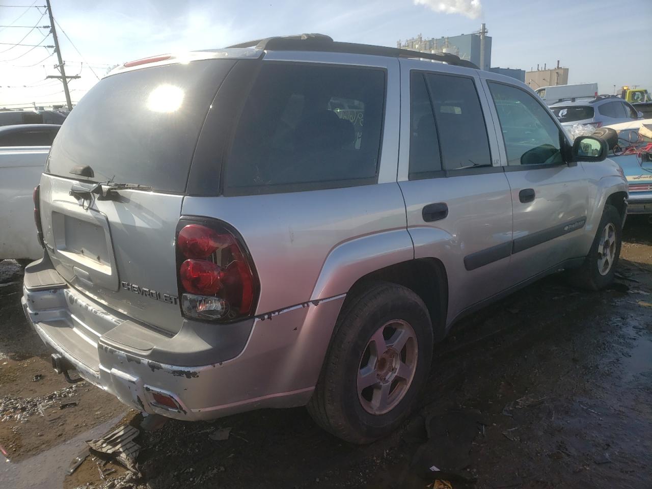 Photo 4 from auction – 2004 CHEVROLET TRAILBLAZE with VIN 1GNDS13S242402795