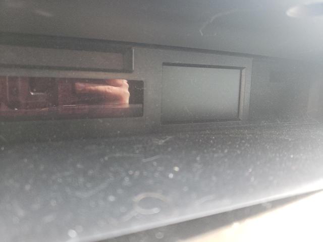 Photo 8 from auction – 2015 TOYOTA PRIUS V with VIN JTDZN3EU7FJ024420