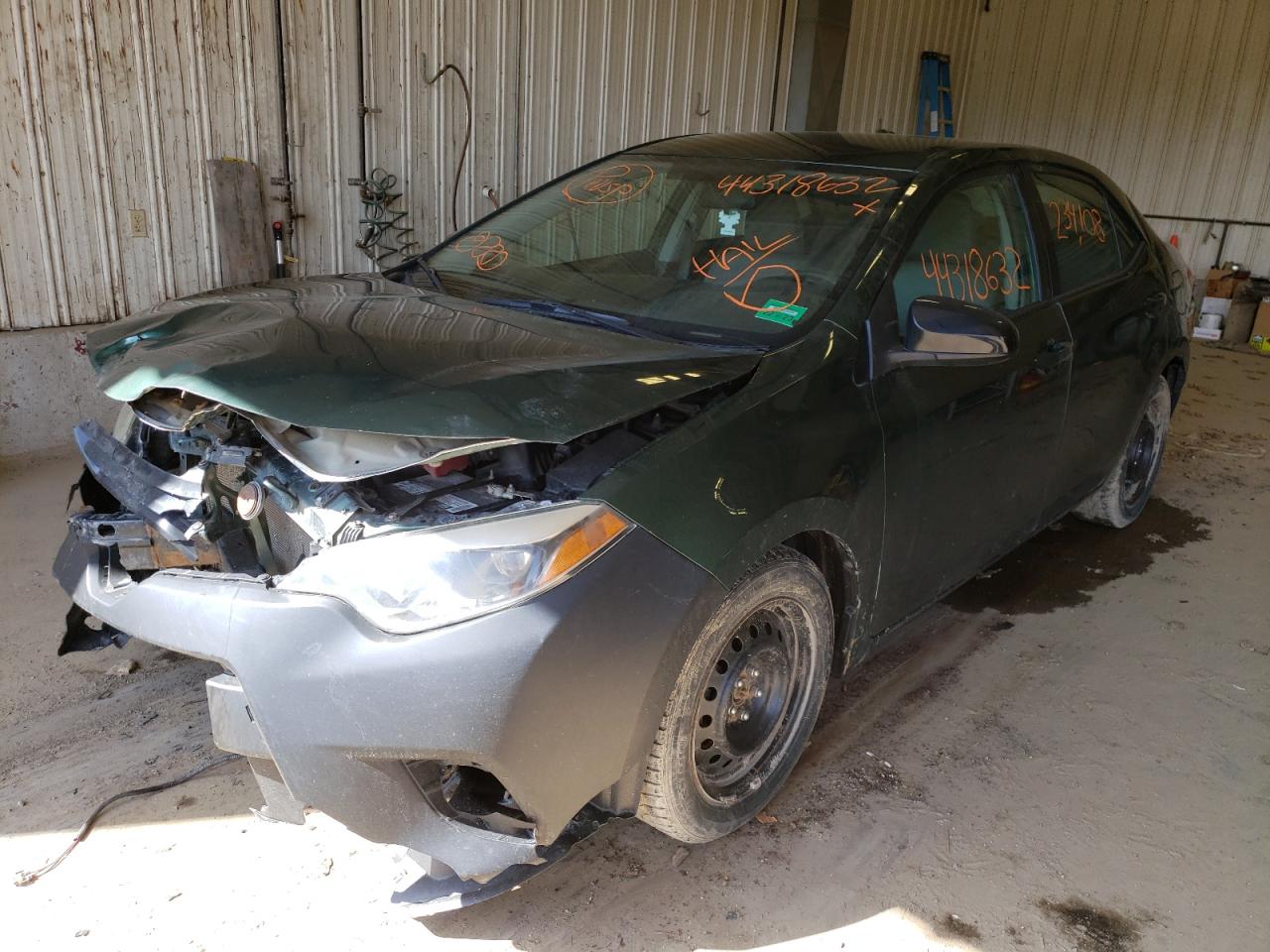 Photo 2 from auction – 2015 TOYOTA COROLLA L with VIN 2T1BURHE0FC385091