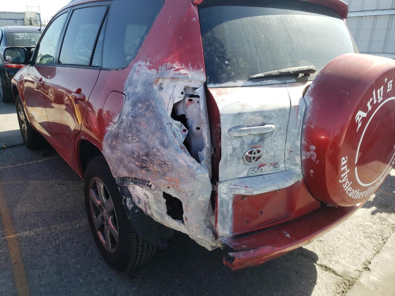 Photo 9 from auction – 2008 TOYOTA RAV4 LIMIT with VIN JTMZD31V986077921