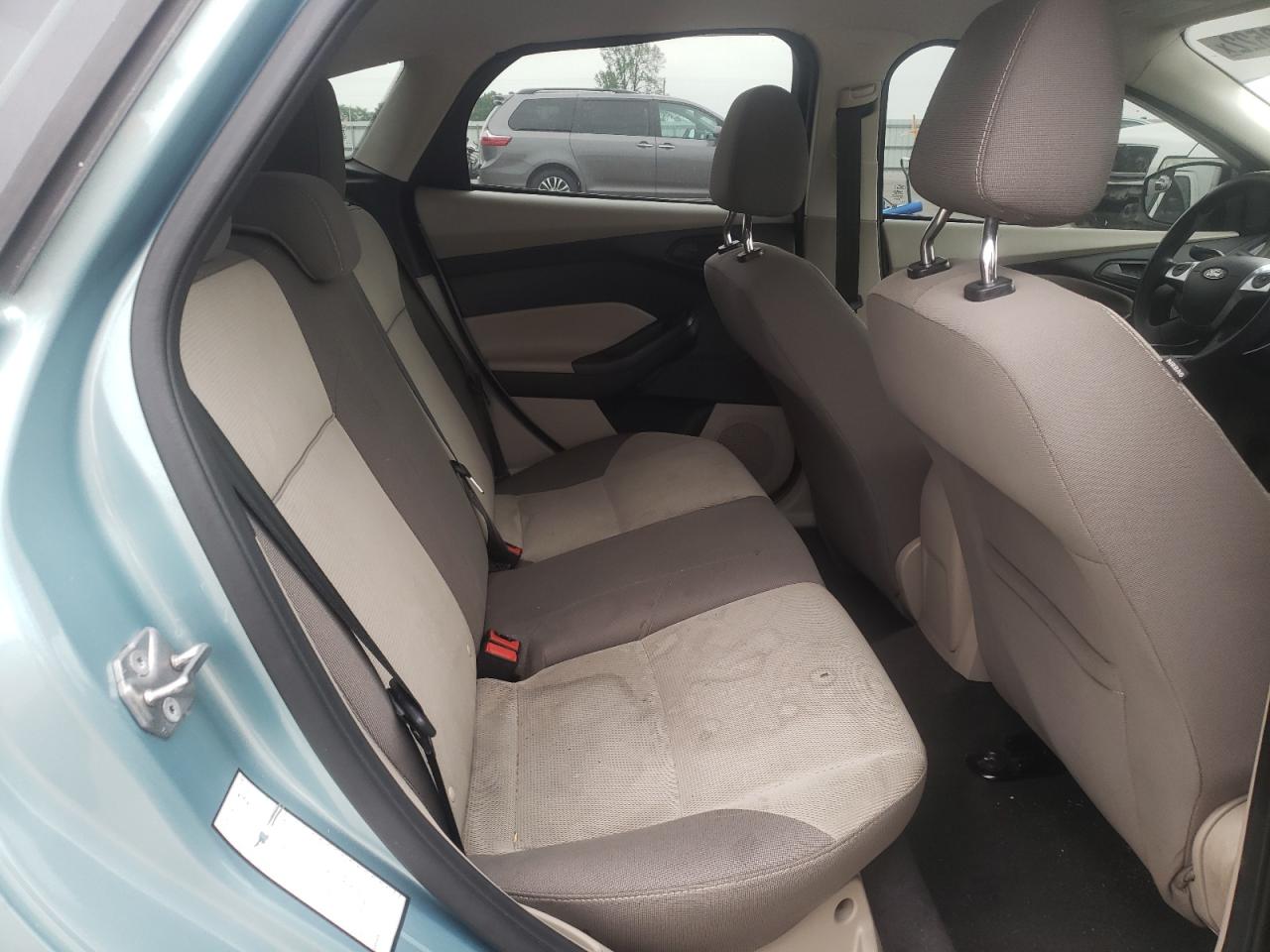 Photo 6 from auction – 2012 FORD FOCUS SE with VIN 1FAHP3K23CL333400