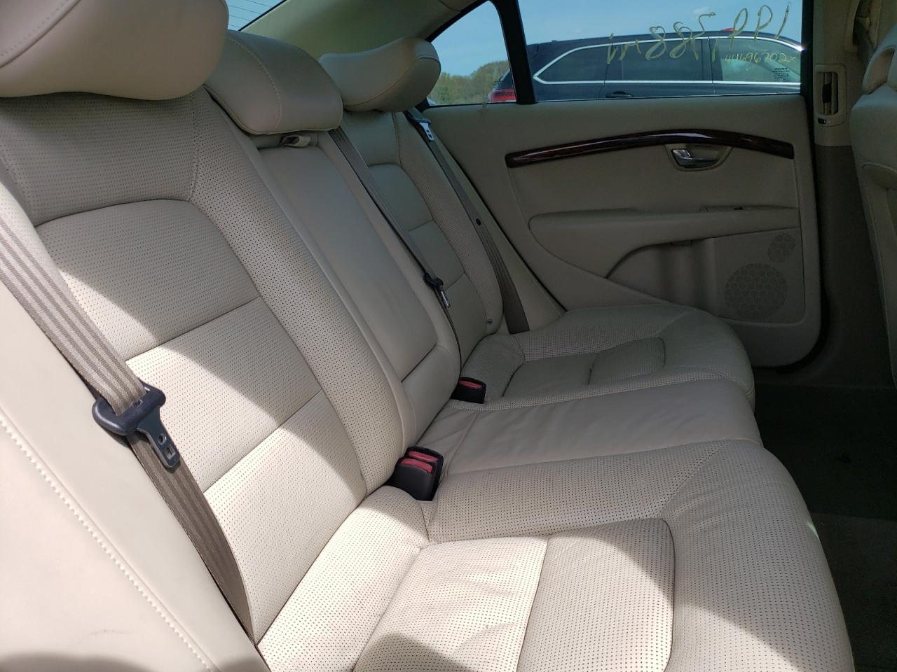 Photo 6 from auction – 2007 VOLVO S80 V8 with VIN YV1AH852271022117