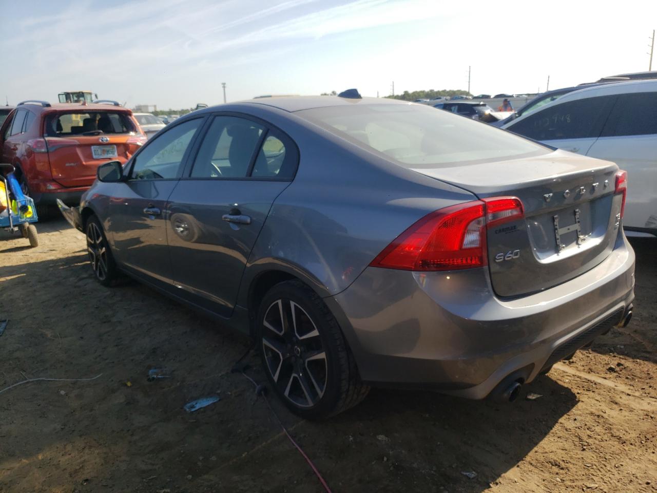 Photo 3 from auction – 2018 VOLVO S60 DYNAMI with VIN YV140MTL6J2451979