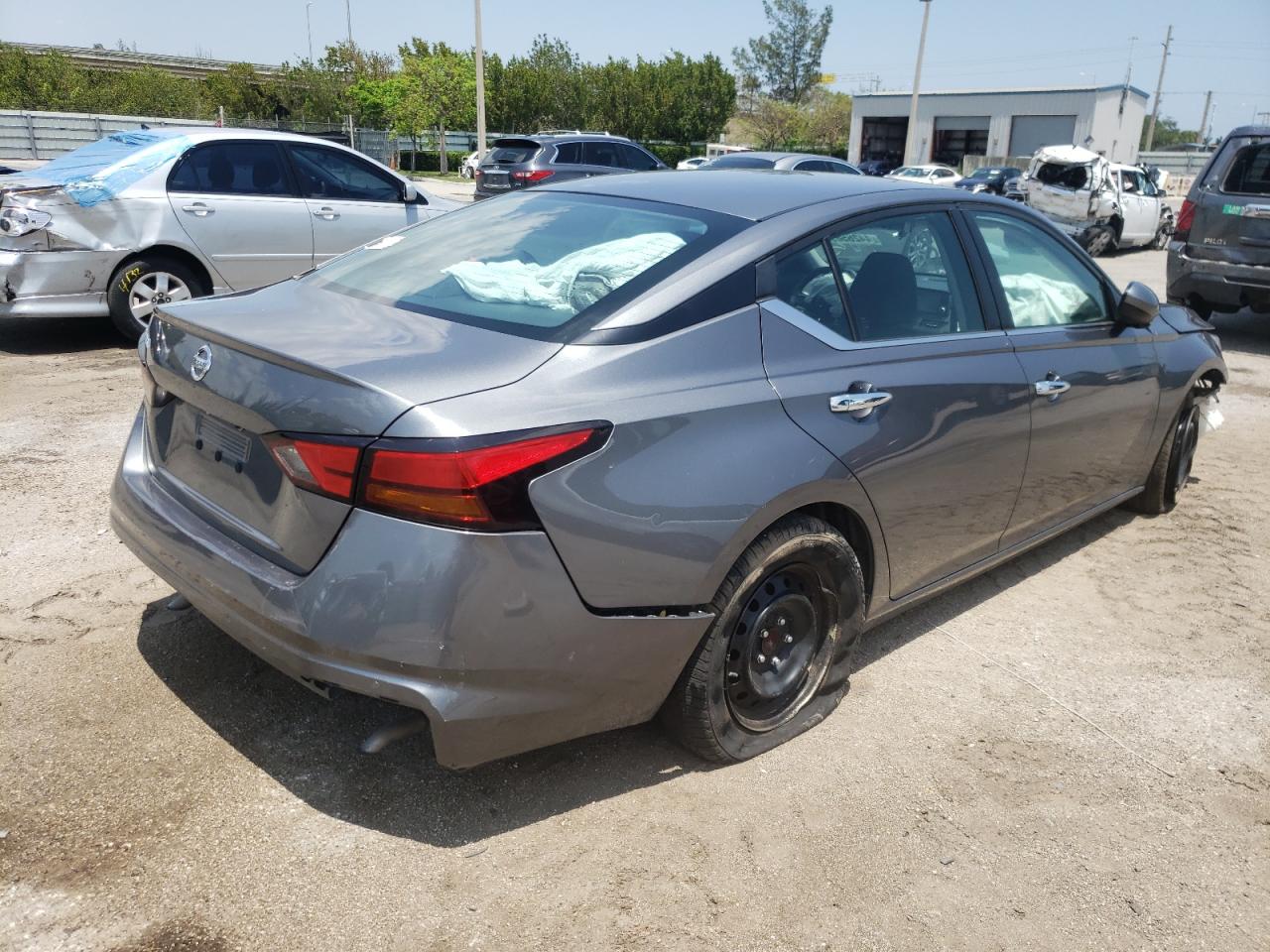 Photo 4 from auction – 2021 NISSAN ALTIMA S with VIN 1N4BL4BVXMN307884