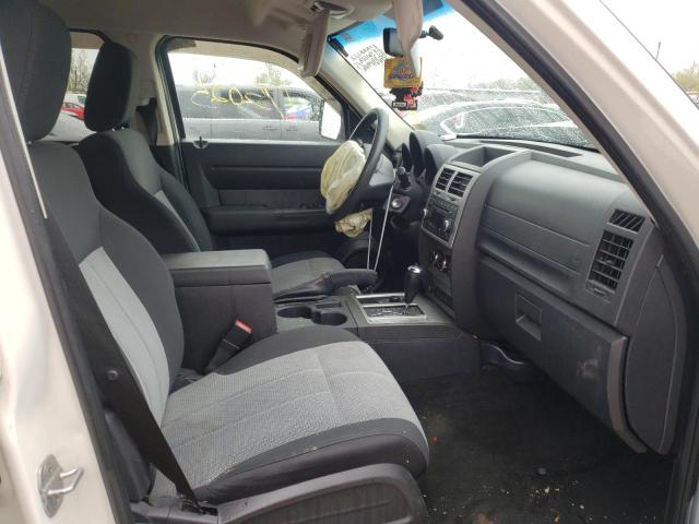 Photo 5 from auction – 2007 DODGE NITRO SXT with VIN 1D8GU28K47W645120