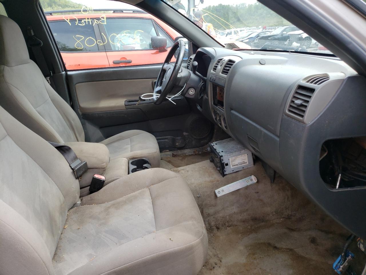 Photo 5 from auction – 2005 CHEVROLET COLORADO with VIN 1GCDT136X58283207