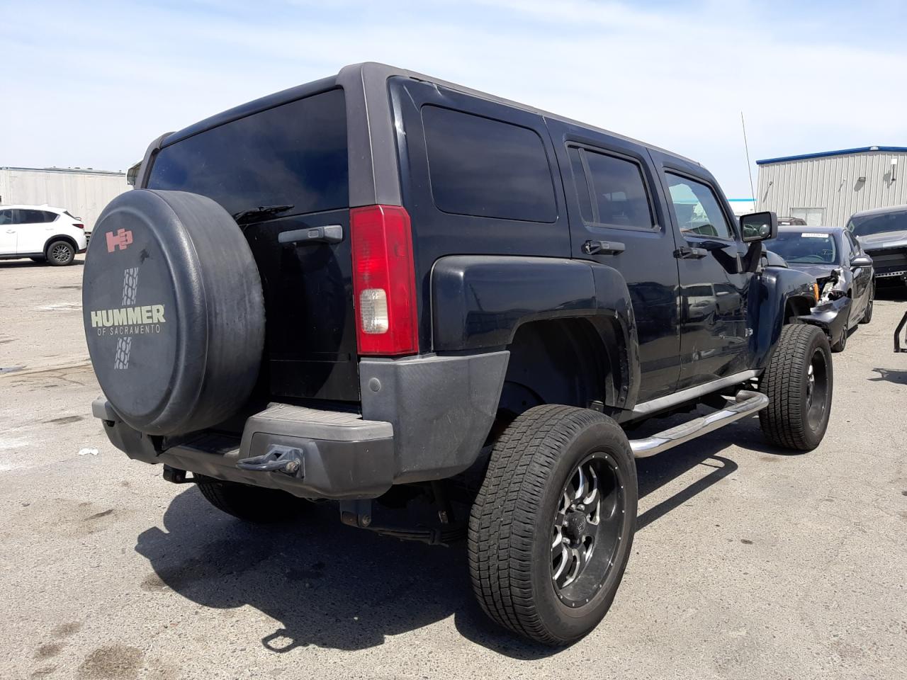 Photo 4 from auction – 2007 HUMMER H3 with VIN 5GTDN13E878114798