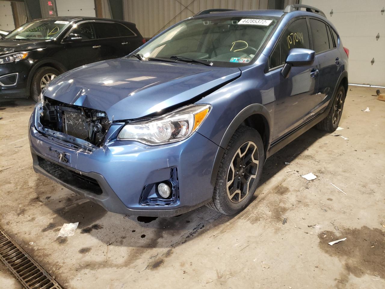 Photo 2 from auction – 2016 SUBARU CROSSTREK with VIN JF2GPADC2G8210892