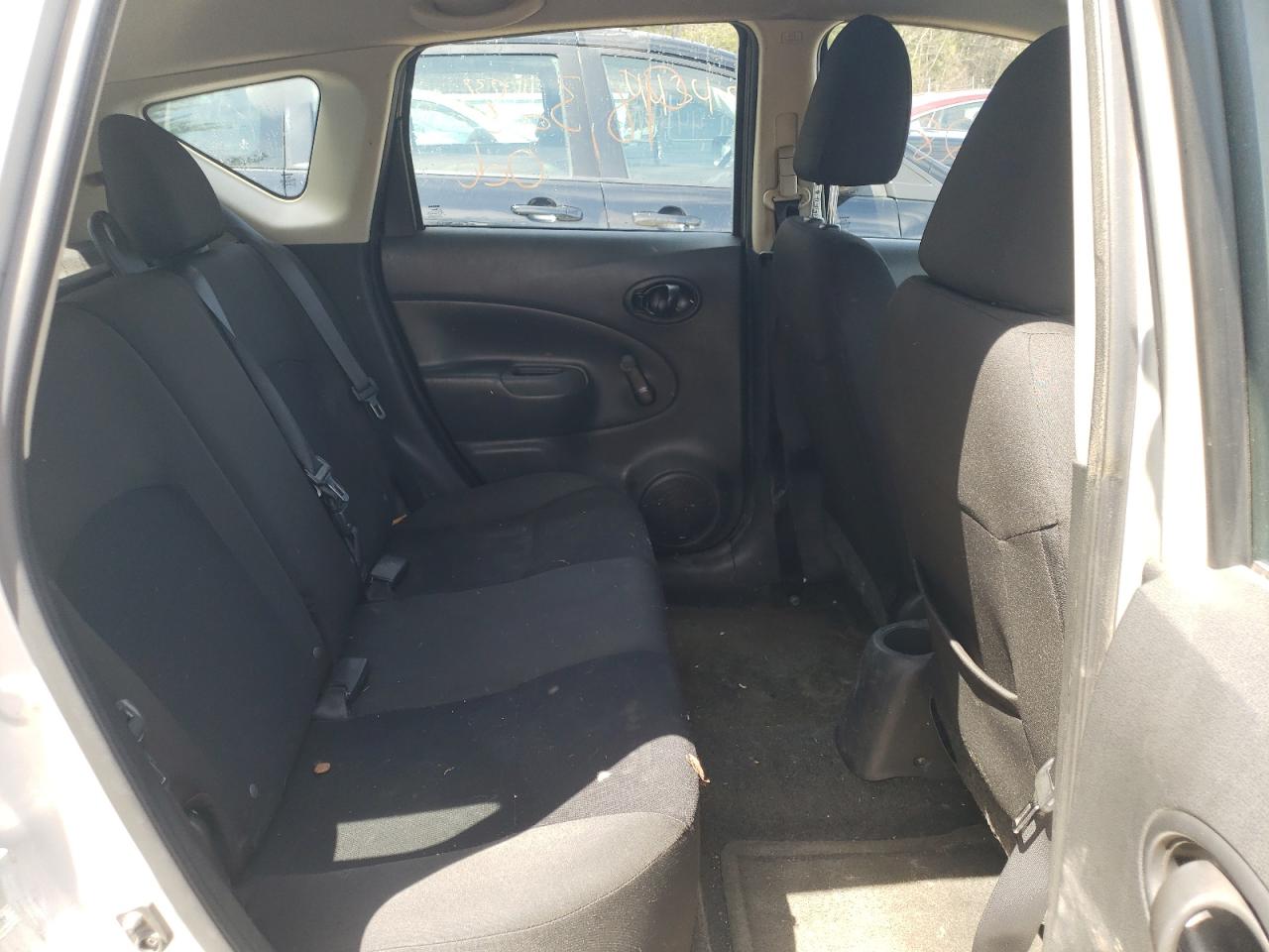 Photo 6 from auction – 2015 NISSAN VERSA NOTE with VIN 3N1CE2CP9FL389884