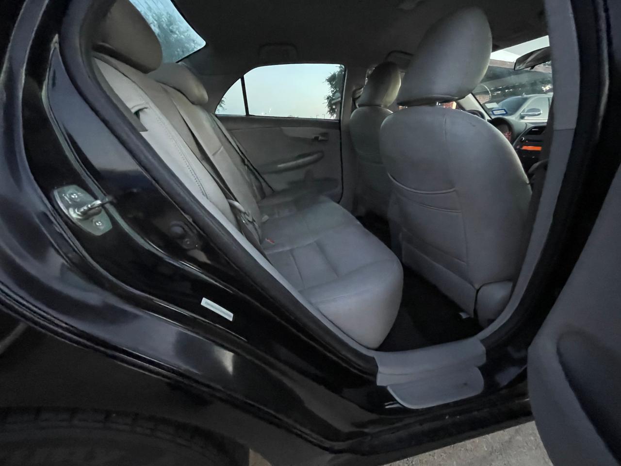 Photo 6 from auction – 2010 TOYOTA COROLLA BA with VIN 1NXBU4EE7AZ188479