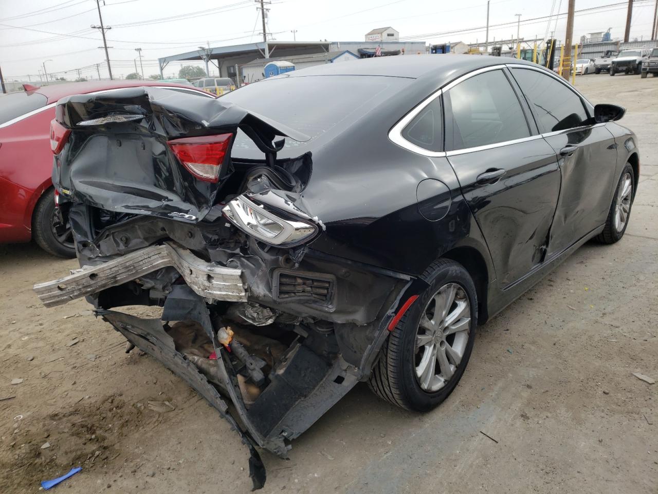 Photo 4 from auction – 2015 CHRYSLER 200 LIMITE with VIN 1C3CCCAB5FN714308