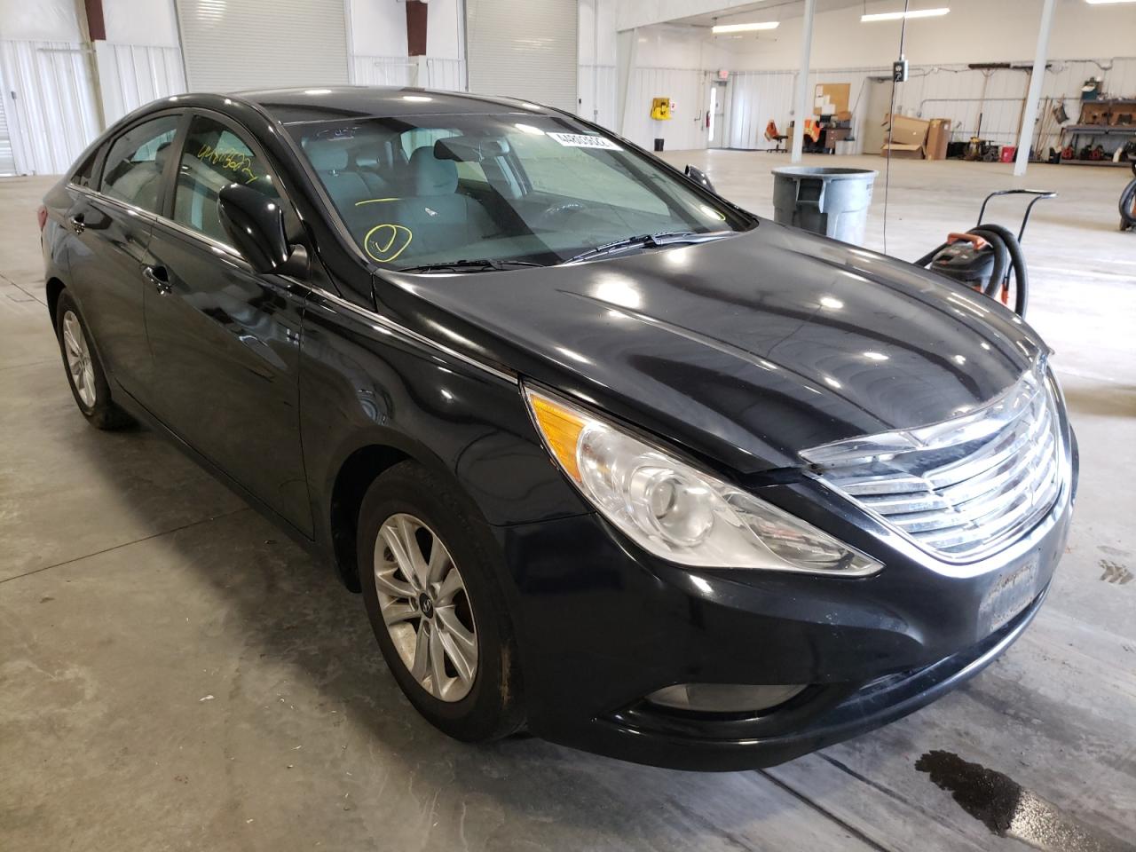 HYUNDAI SONATA GLS 2013 with VIN 5NPEB4AC1DH790885 - Photo from auction