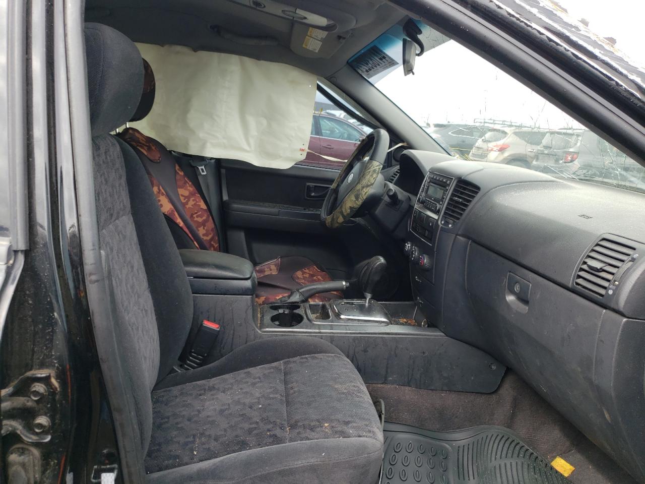 Photo 5 from auction – 2008 KIA SORENTO EX with VIN KNDJC735885846502