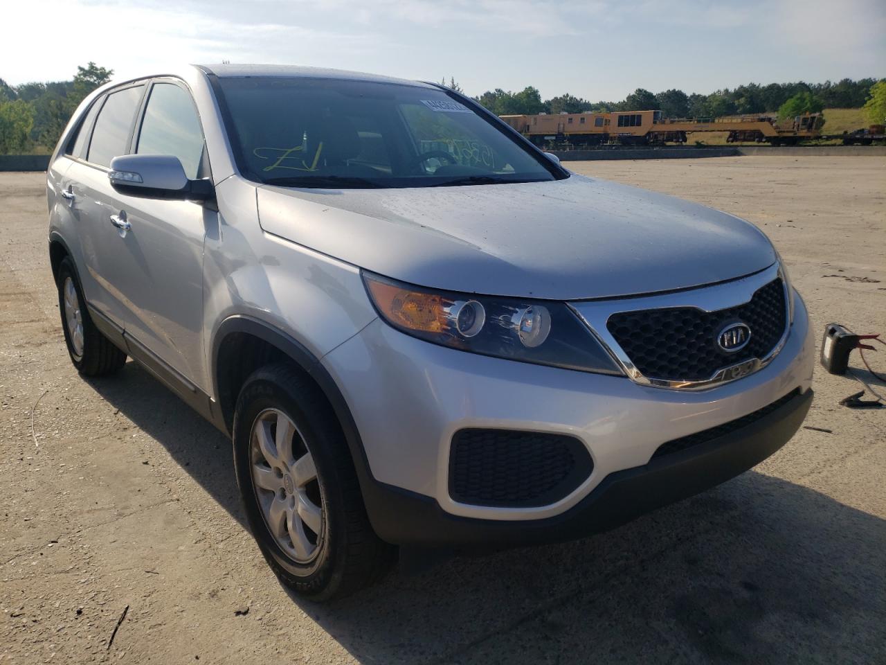 KIA SORENTO BA 2012 with VIN 5XYKT3A1XCG282073 - Photo from auction
