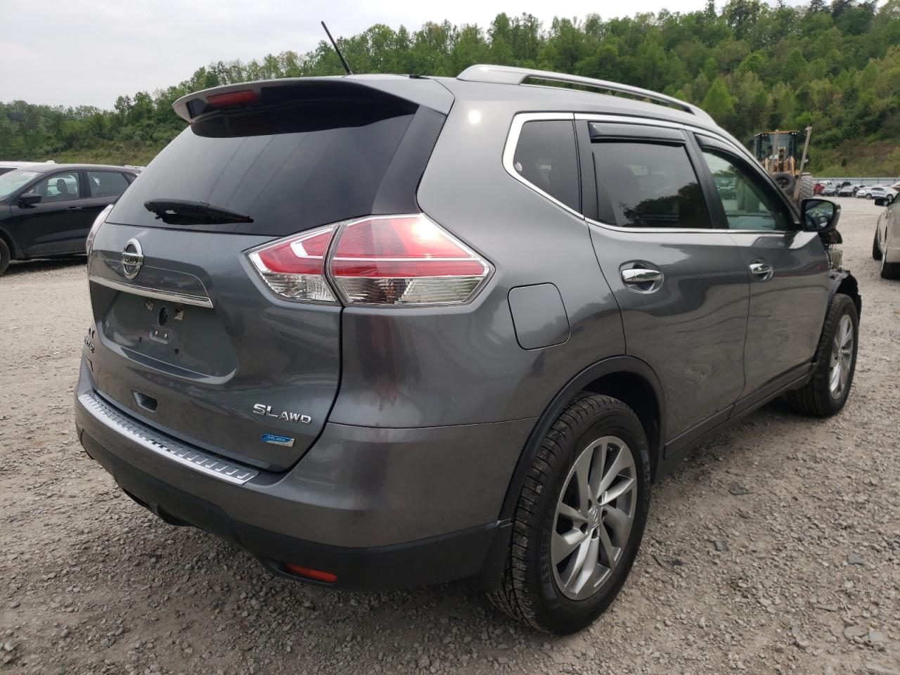Photo 4 from auction – 2014 NISSAN ROGUE S with VIN 5N1AT2MV7EC852456