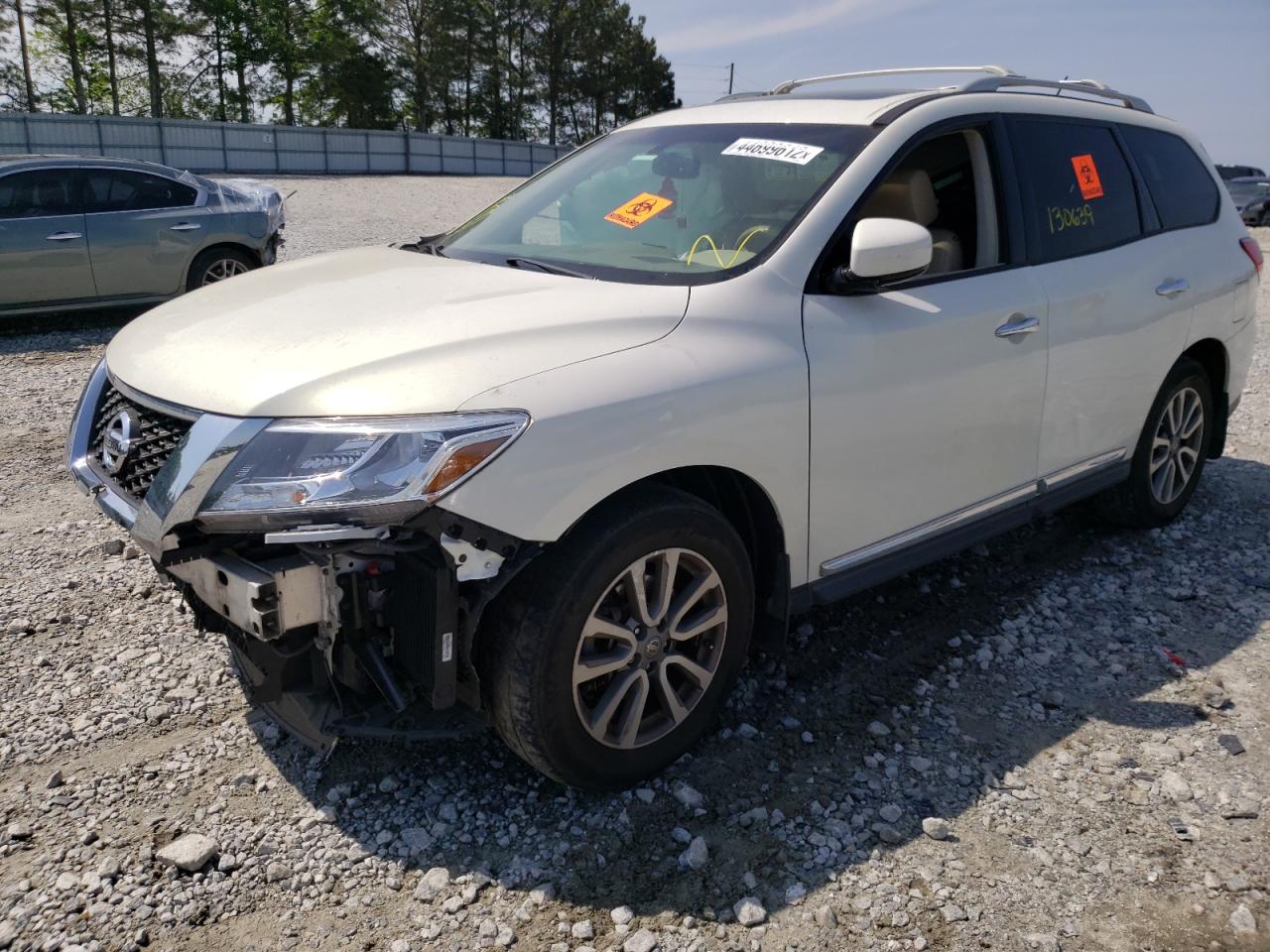 Photo 2 from auction – 2013 NISSAN PATHFINDER with VIN 5N1AR2MN7DC600364