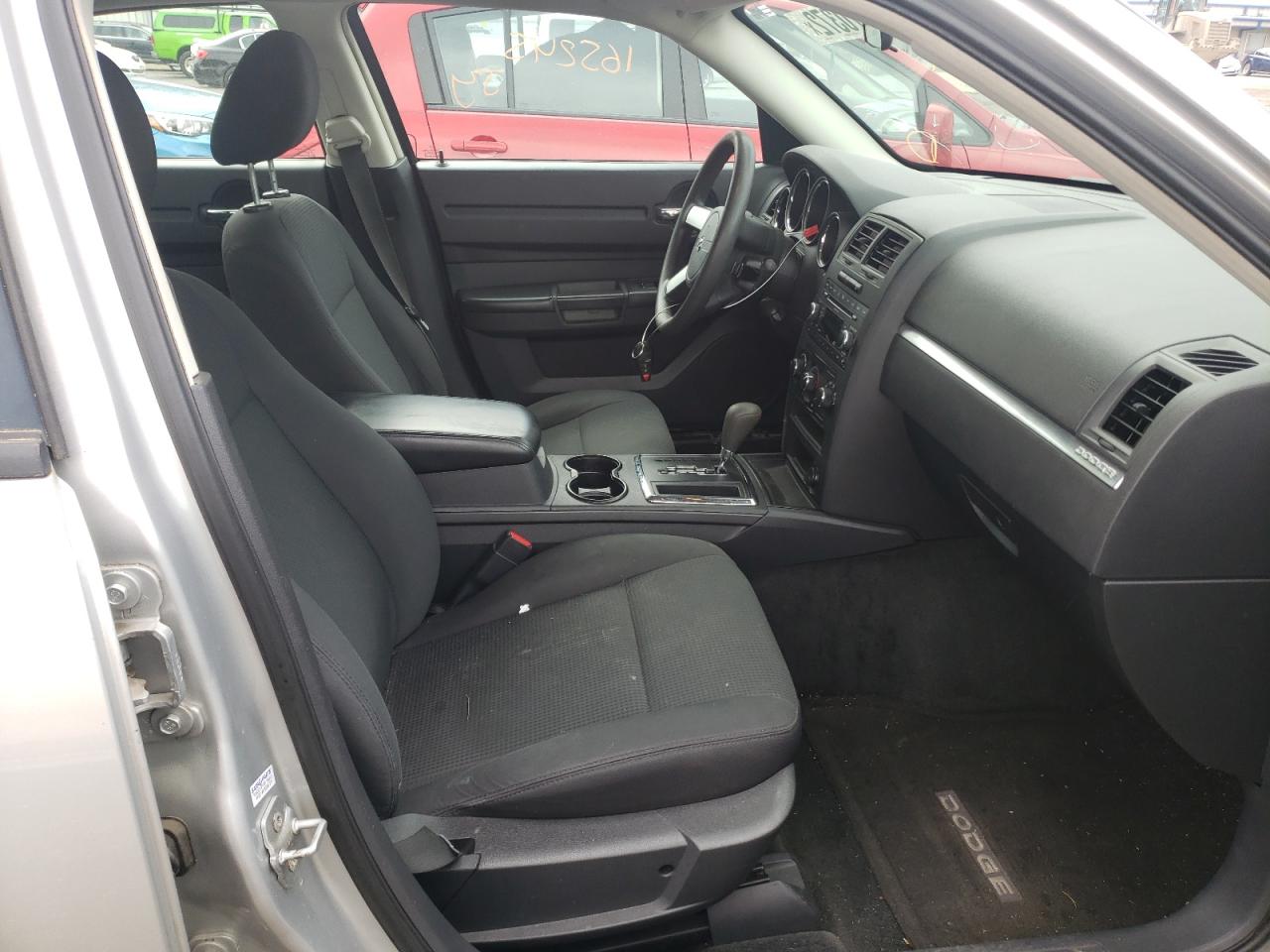 Photo 5 from auction – 2008 DODGE CHARGER with VIN 2B3KA43G08H296121