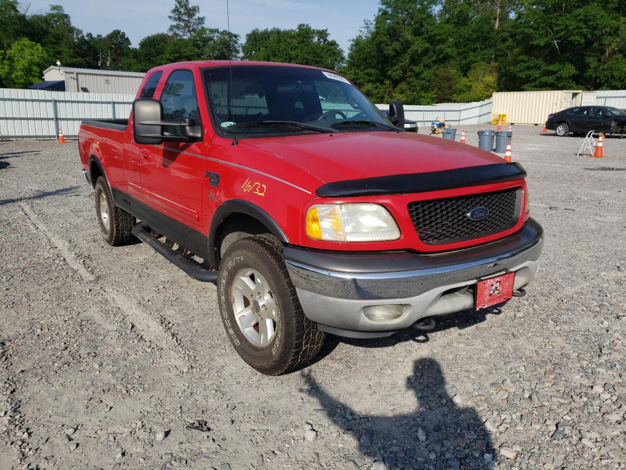 FORD F150 2002 with VIN 1FTRX18L92NA83201 - Photo from auction