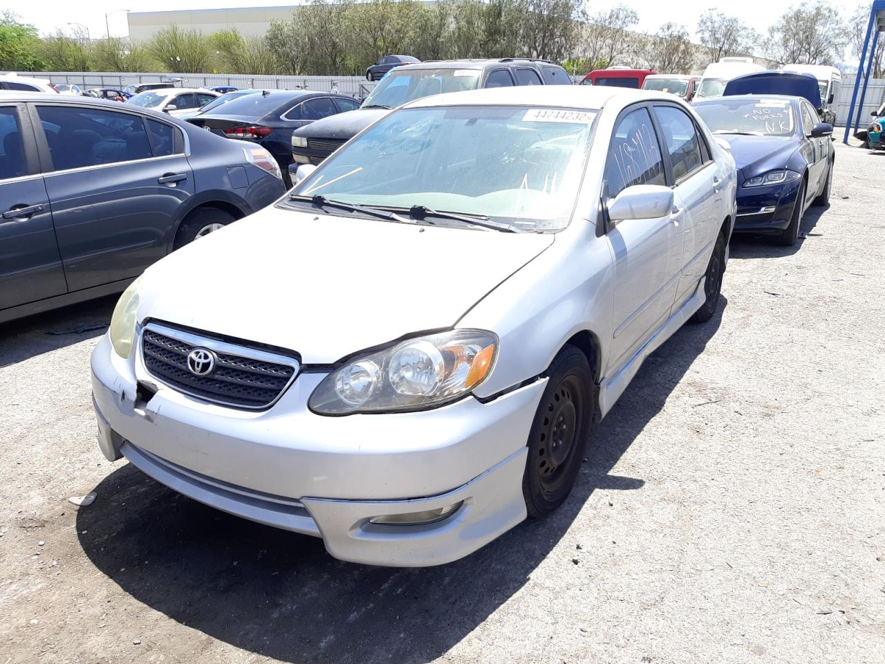 Photo 2 from auction – 2005 TOYOTA COROLLA CE with VIN 1NXBR32E05Z371518