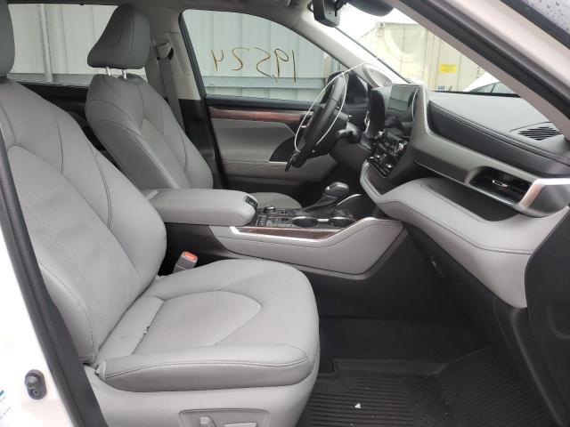 Photo 5 from auction – 2021 TOYOTA HIGHLANDER with VIN 5TDDZRBH0MS112900