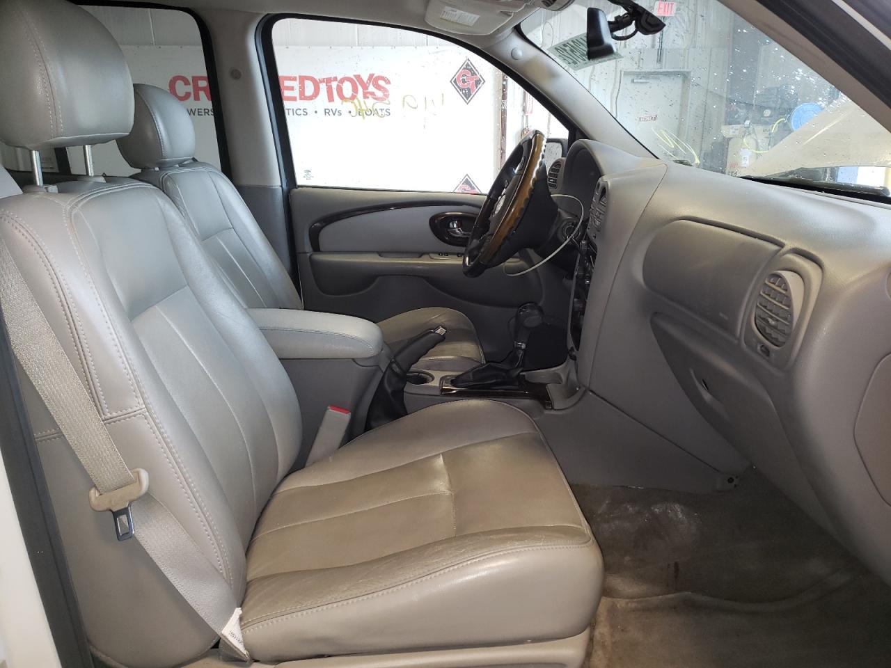 Photo 5 from auction – 2007 BUICK RAINIER CX with VIN 5GADT13S172280927