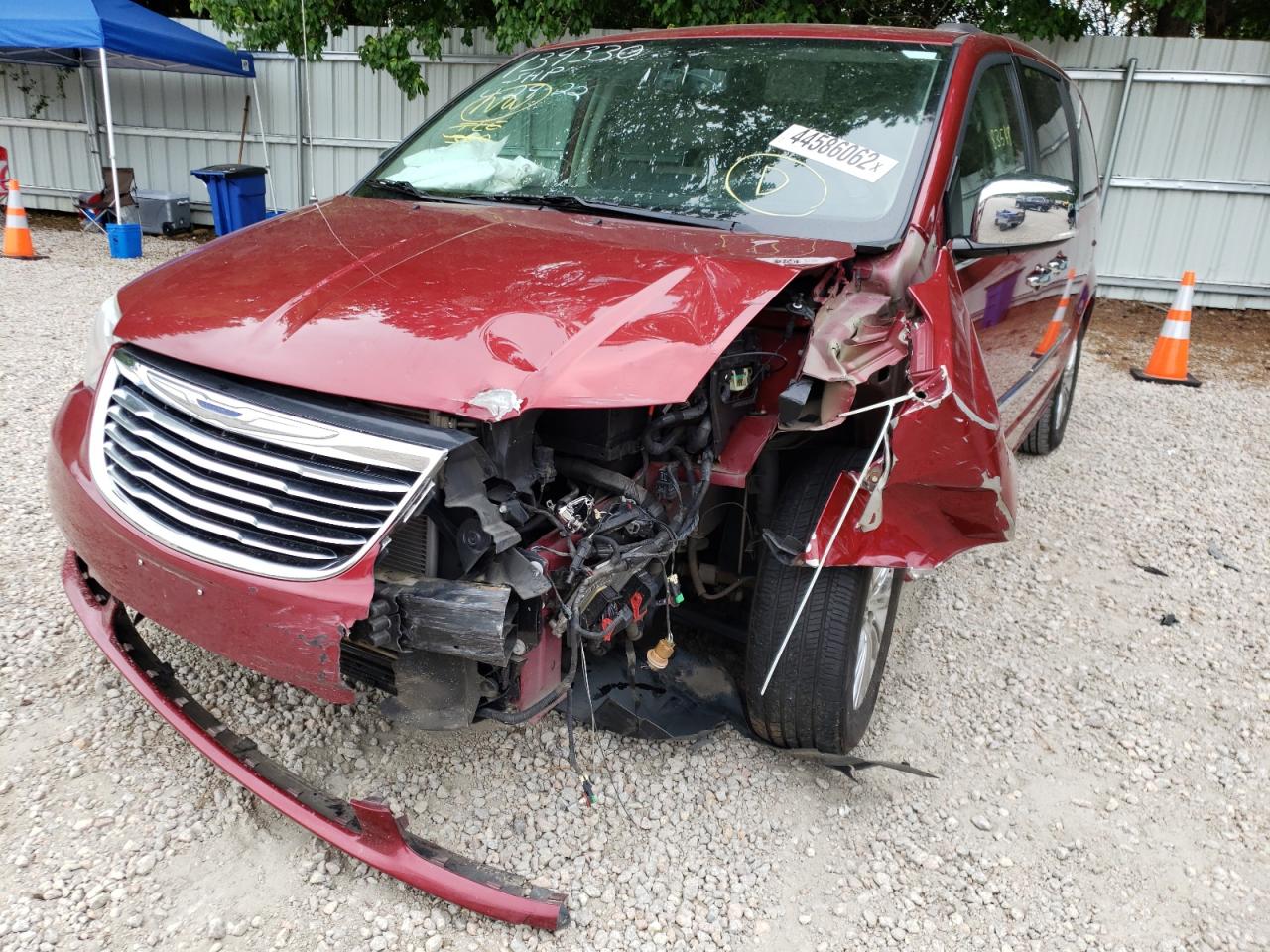 Zdjęcie 2 z aukcji – 2015 CHRYSLER TOWN&COUNT z VIN 2C4RC1CG6FR526645