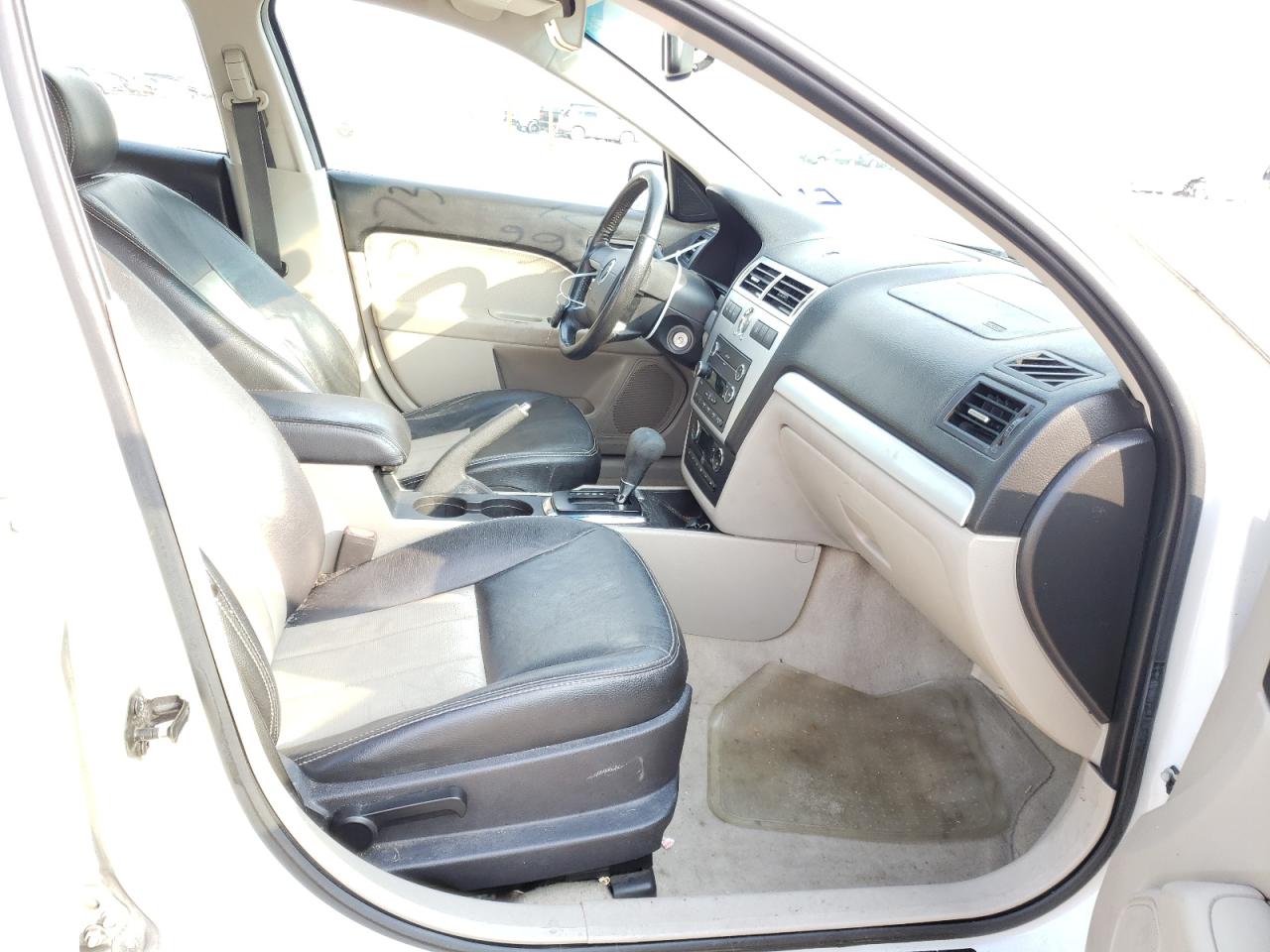 Photo 5 from auction – 2008 MERCURY MILAN PREM with VIN 3MEHM08138R663271