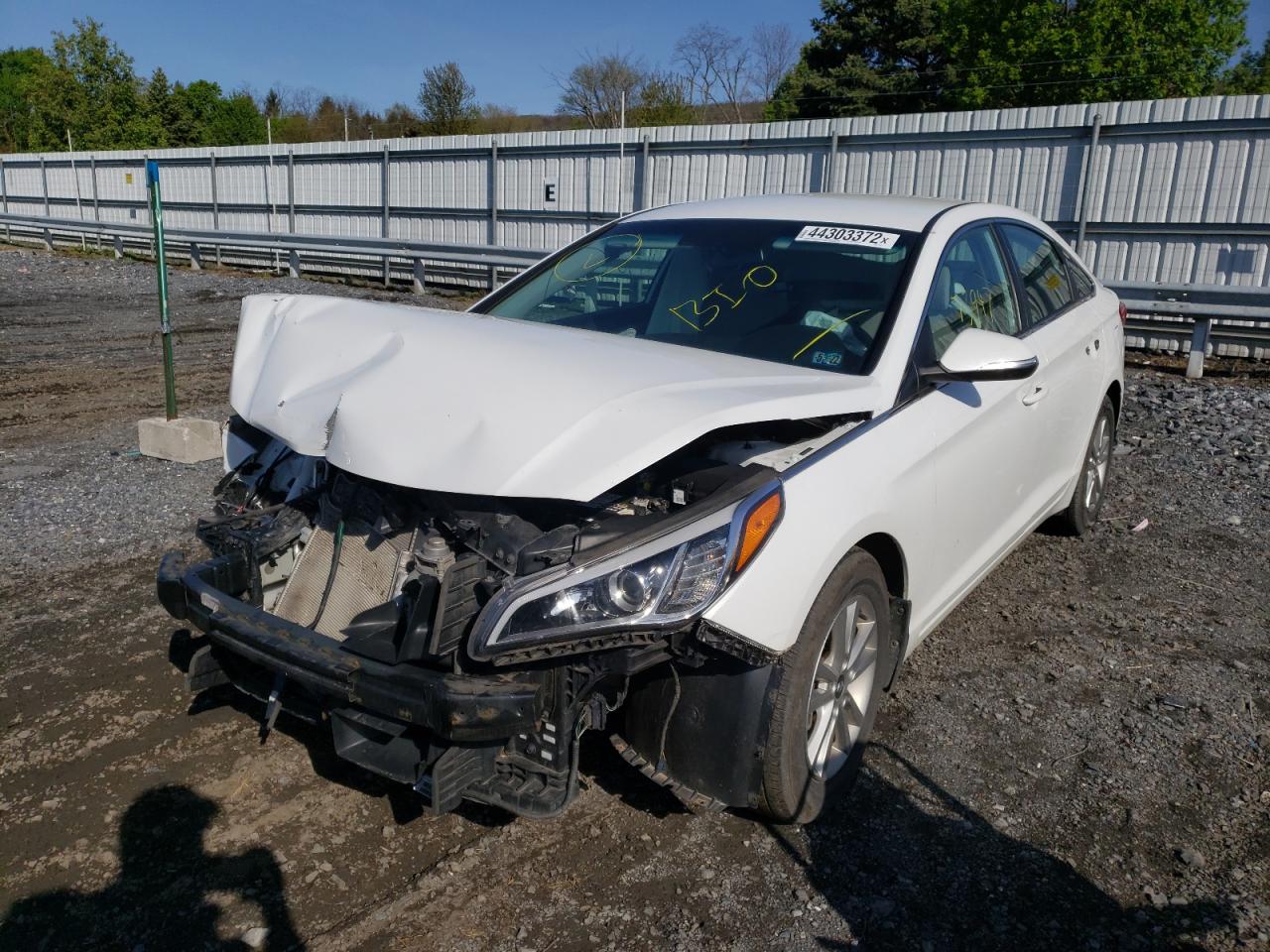 Photo 2 from auction – 2015 HYUNDAI SONATA ECO with VIN 5NPE24AA4FH126677