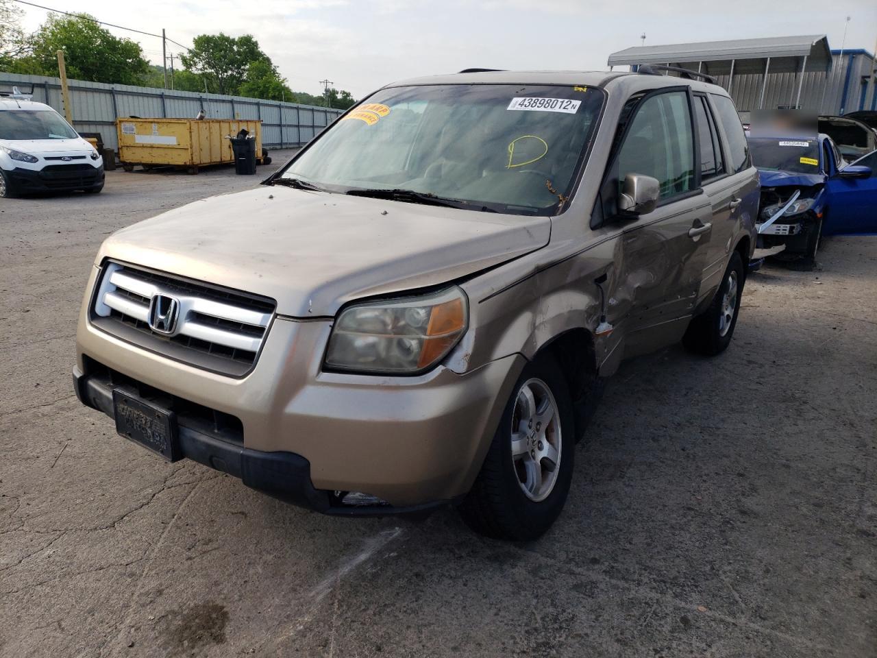 Photo 2 from auction – 2006 HONDA PILOT EX with VIN 2HKYF18596H531765