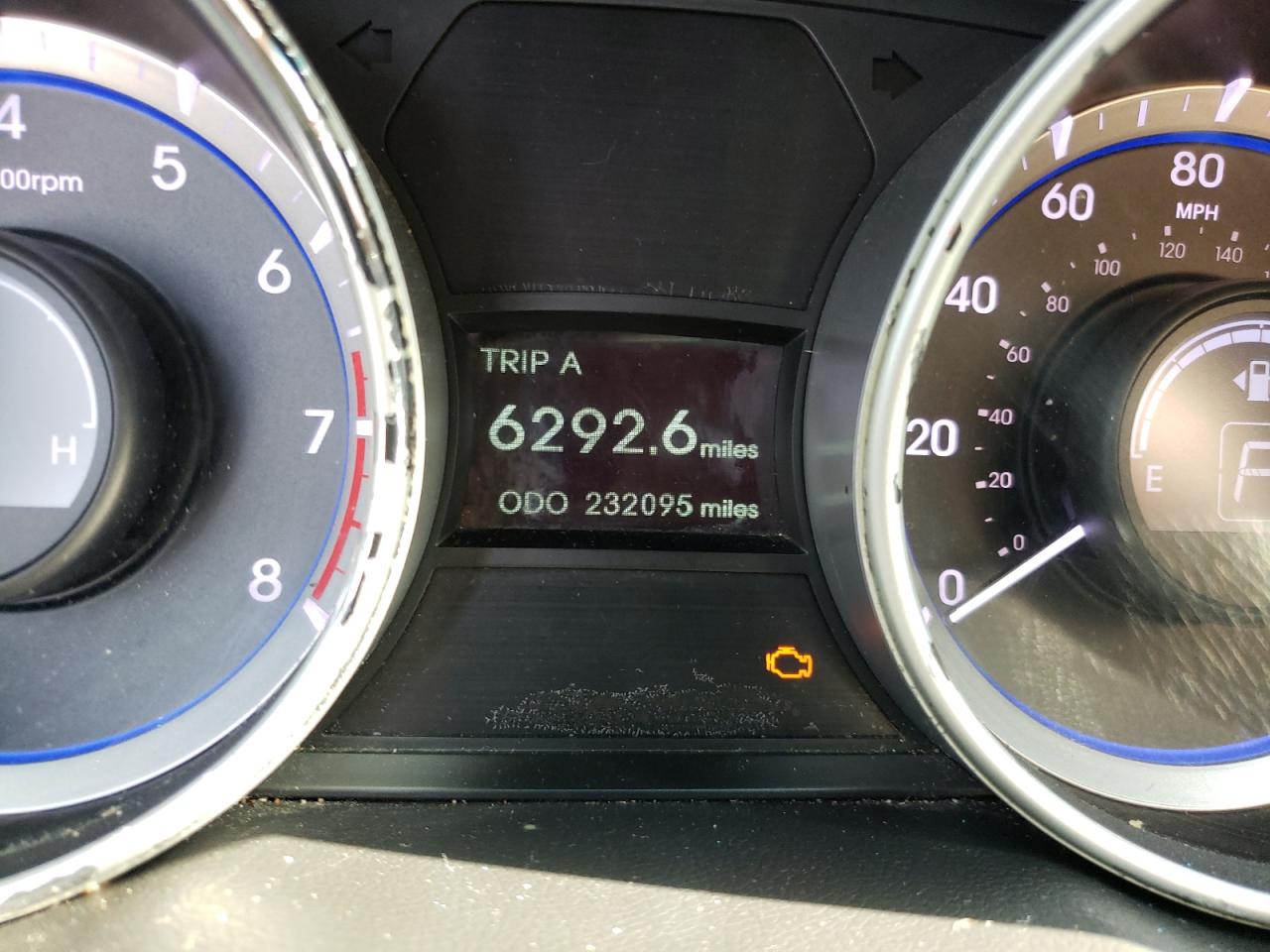 Zdjęcie 8 z aukcji – 2011 HYUNDAI SONATA SE z VIN 5NPEC4AC5BH003544