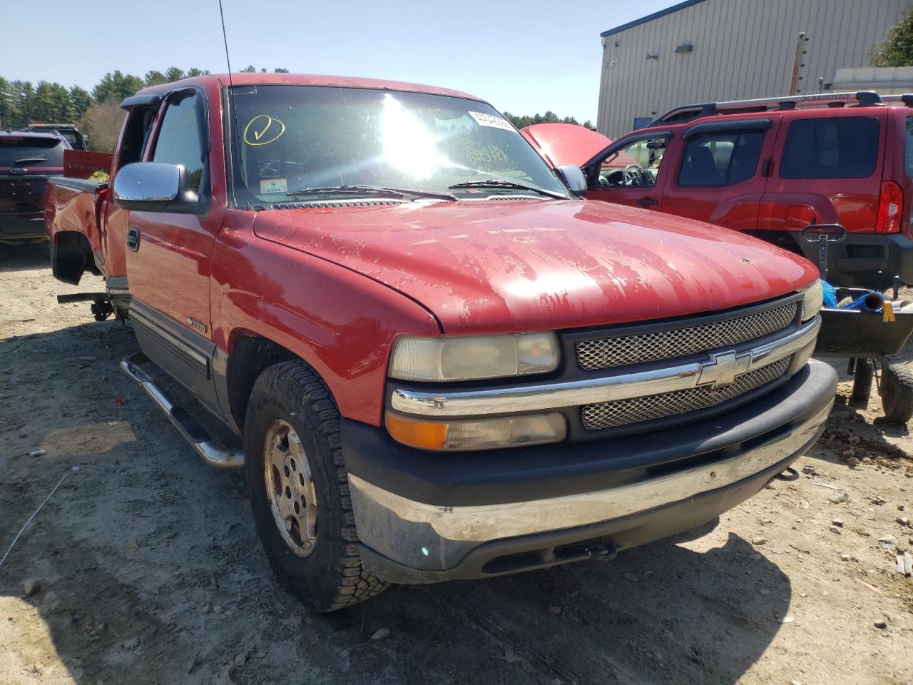 CHEVROLET SILVERADO 2000 with VIN 2GCEK19T1Y1229886 - Photo from auction