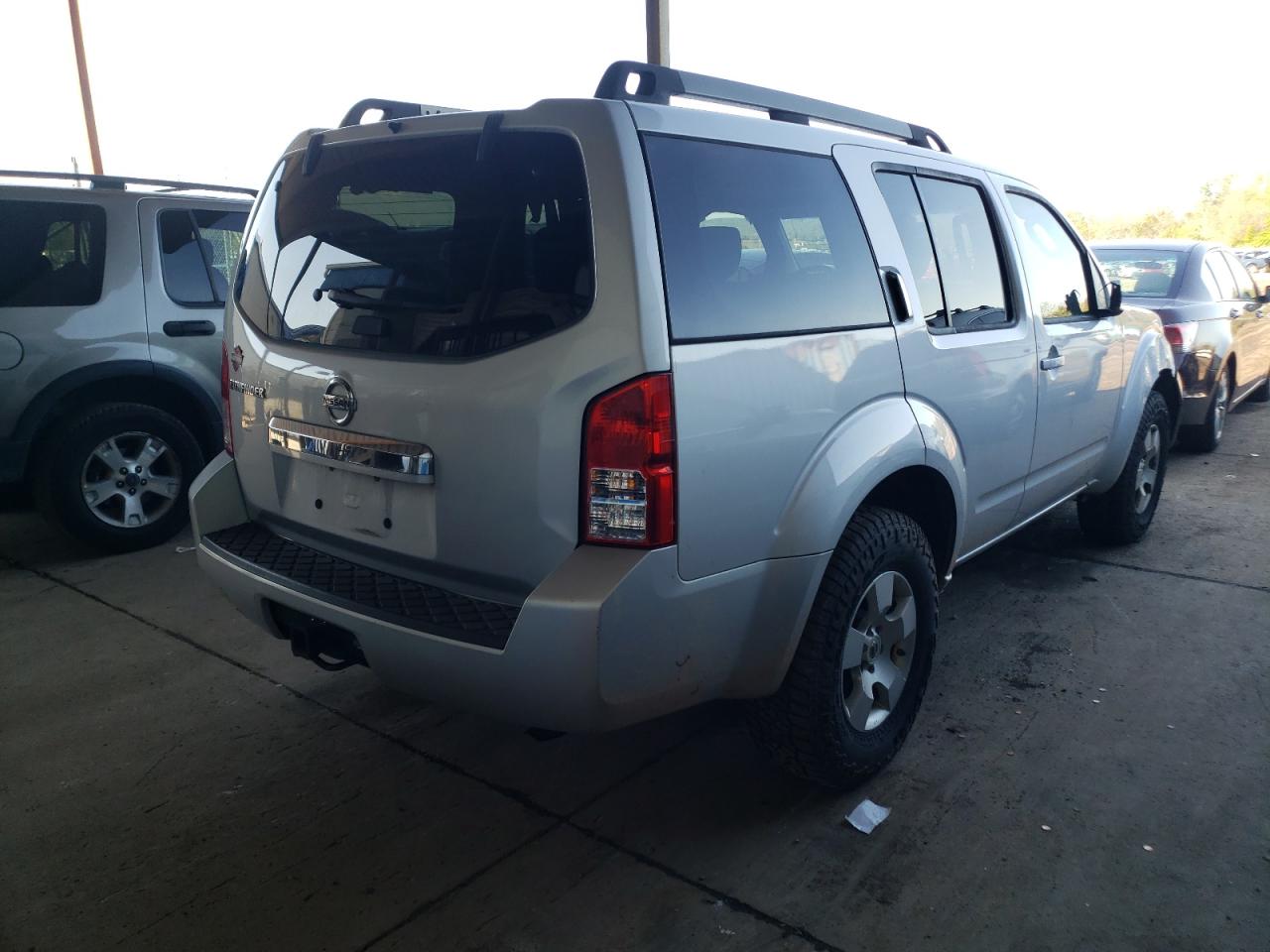 Photo 4 from auction – 2012 NISSAN PATHFINDER with VIN 5N1AR1NB9CC636859