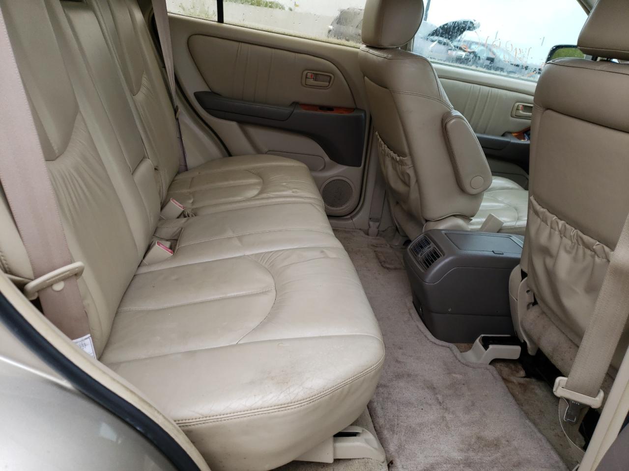 Photo 6 from auction – 2000 LEXUS RX 300 with VIN JT6HF10U8Y0157160
