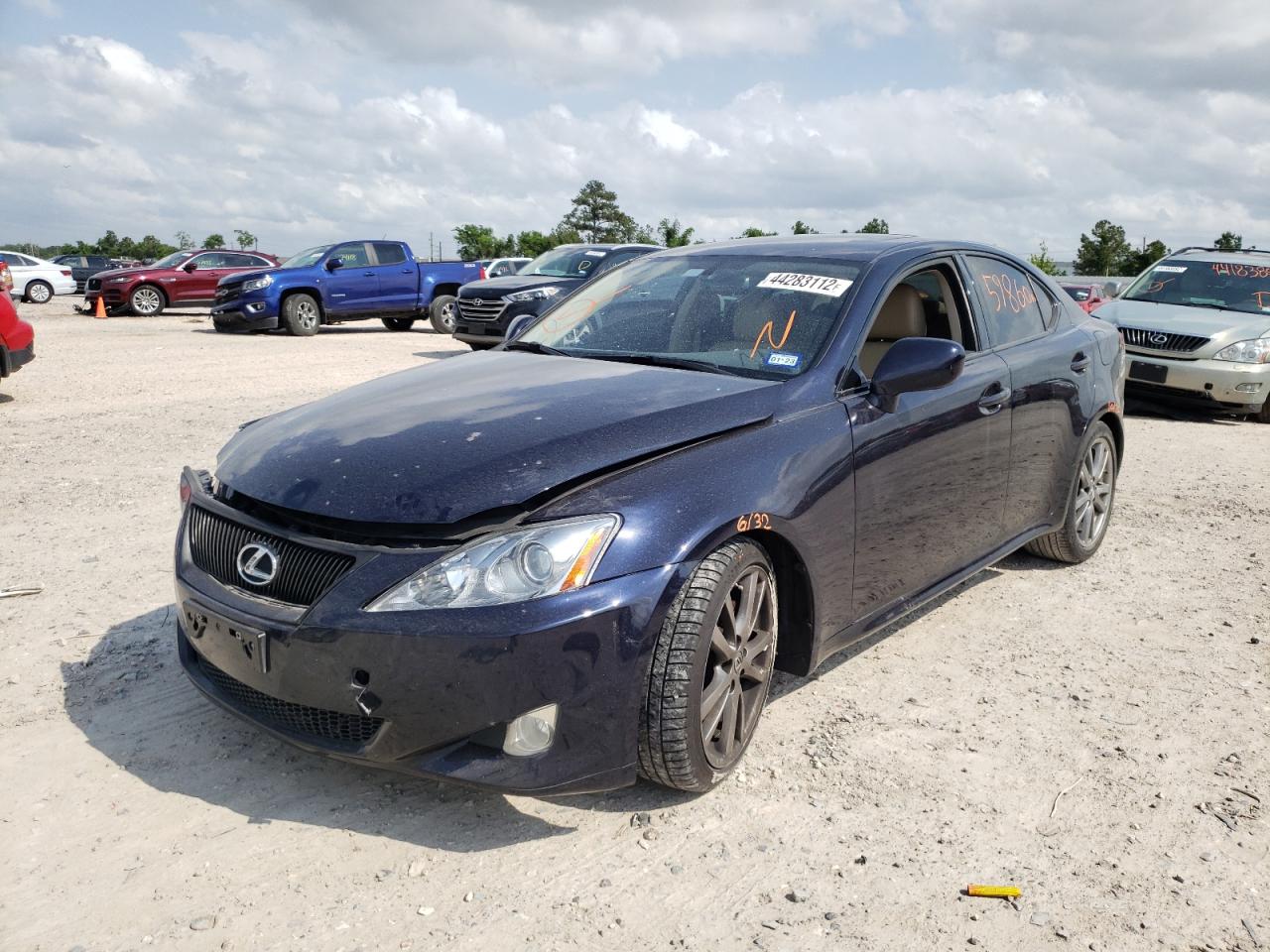 Photo 2 from auction – 2008 LEXUS IS 250 with VIN JTHBK262485064093