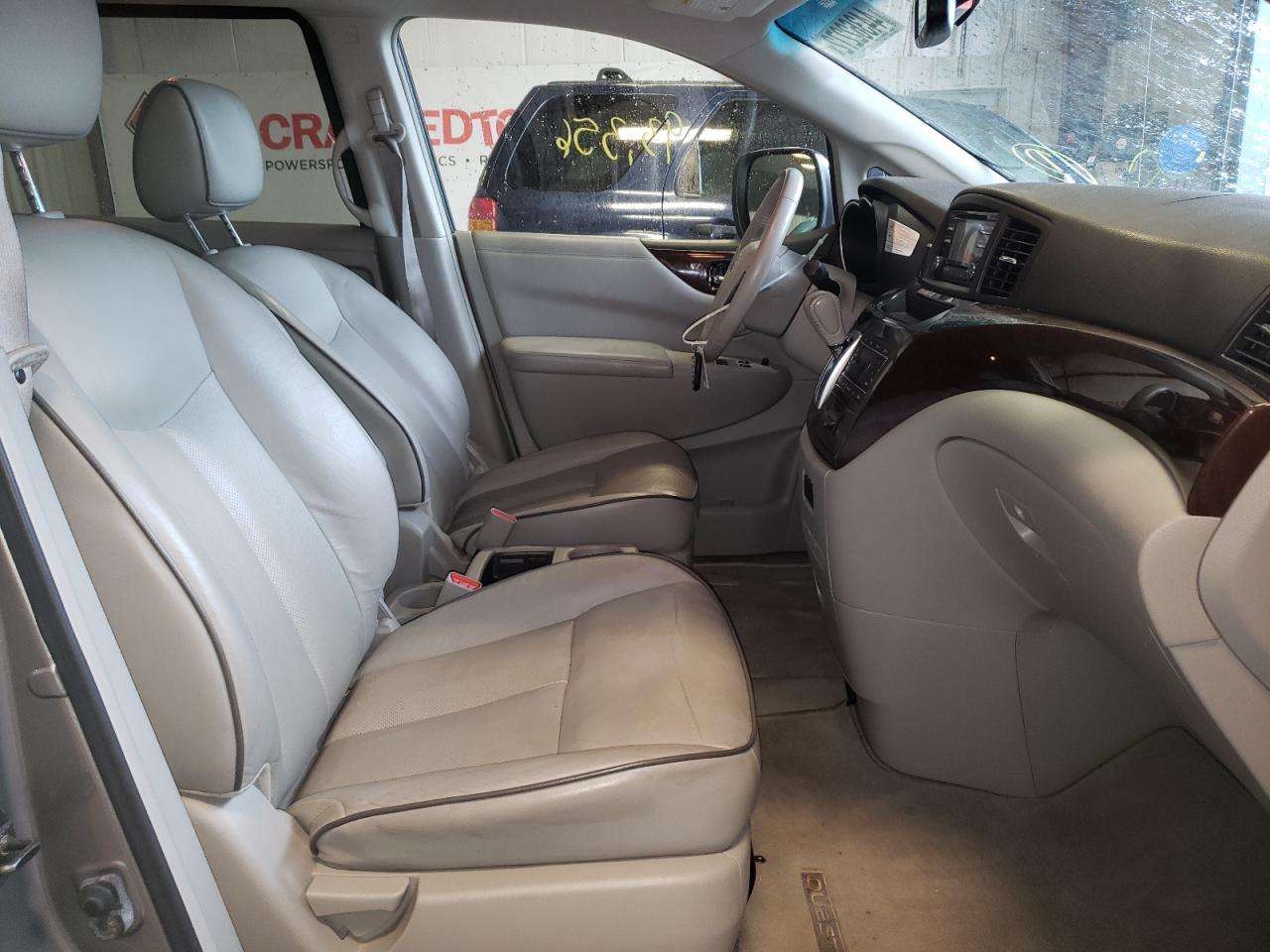Photo 19 from auction – 2012 NISSAN UK with VIN JN8AE2KP2C9036773
