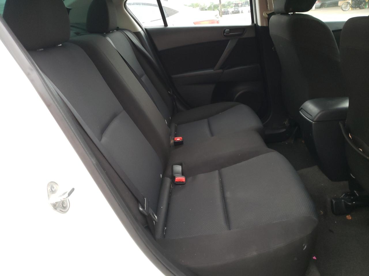 Photo 6 from auction – 2011 MAZDA 3 I with VIN JM1BL1UG6B1435423