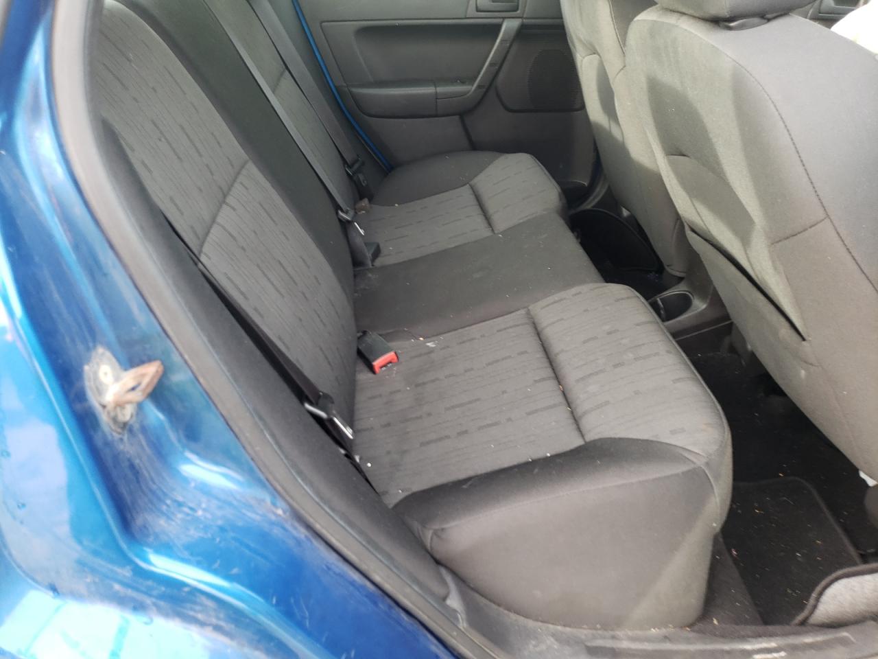 Photo 6 from auction – 2010 FORD FOCUS SE with VIN 1FAHP3FN4AW122111