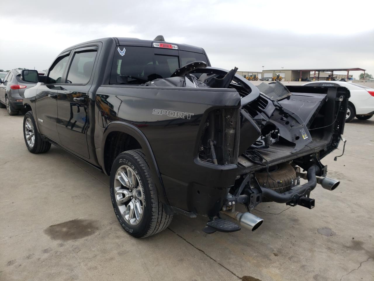 Photo 3 from auction – 2019 RAM 1500 LARAM with VIN 1C6SRFJT9KN925321