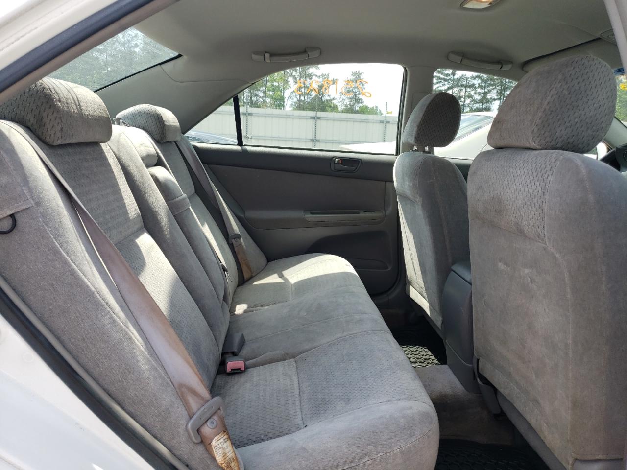 Photo 6 from auction – 2002 TOYOTA CAMRY LE with VIN 4T1BE32K02U023263