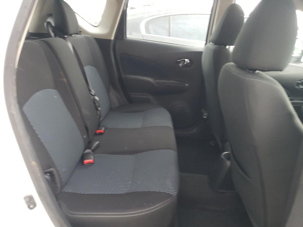 Photo 6 from auction – 2017 NISSAN VERSA NOTE with VIN 3N1CE2CP3HL358875