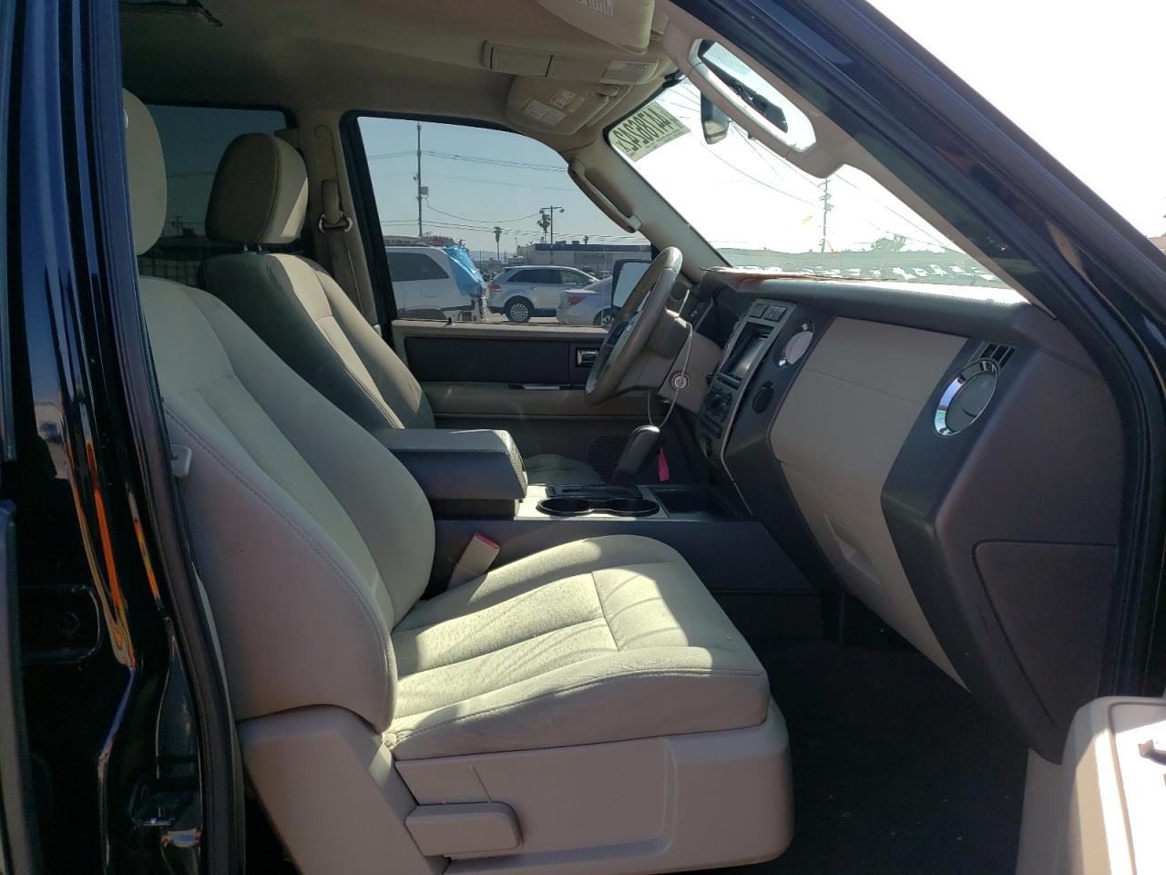 Foto 5 de la subasta – 2008 FORD EXPEDITION con VIN 1FMFU15588LA03050