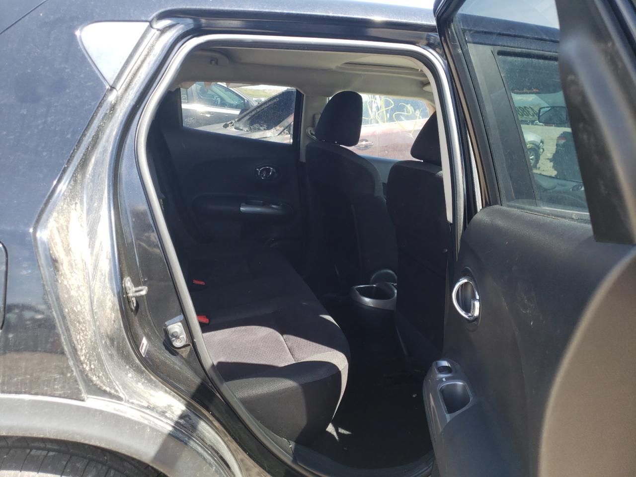 Photo 6 from auction – 2011 NISSAN JUKE S with VIN JN8AF5MV2BT005888