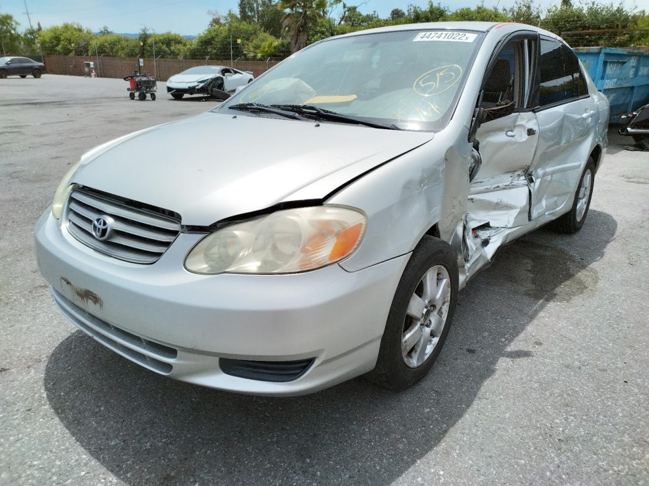 Photo 2 from auction – 2004 TOYOTA COROLLA CE with VIN JTDBR38E342040065